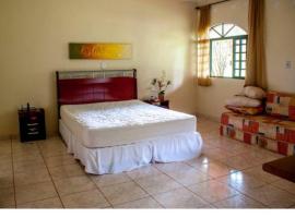 O paraíso é aqui chácara para locação, hotel in Braslândia