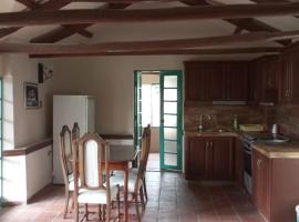 Mya Esencia Espacio Eco Turístico Camping, hotel in Tinquipaya