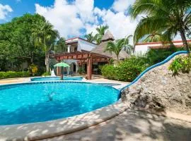 Casa Quinta Luna Guest house Near to Cancun air port