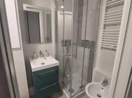 Riviera Begonia Appartement - Parking Privé