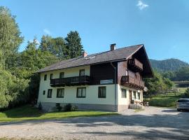 Pension Waldfrieden, hotel en Steinhaus am Semmering