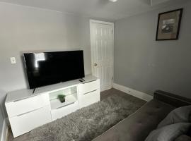 2 Bedroom Cozy Accommodation, ξενοδοχείο σε Windsor
