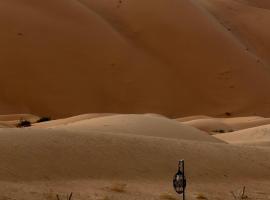 Horaz Merzouga Camp, hotel en Merzouga