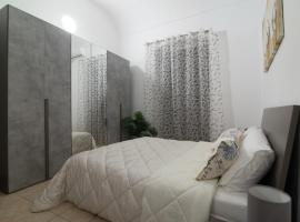 Dimora Saracena, Hotel in Adrano