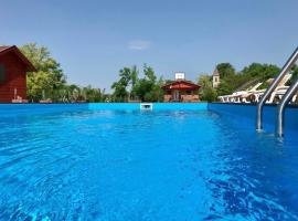 Tenisz vendégház, hotel v destinaci Ordacsehi