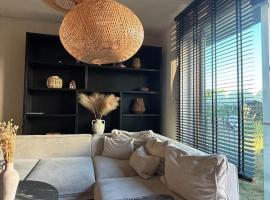 BOHO Oasis Radom - Dom z parkingiem, hotel in Radom