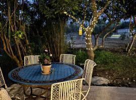 אירוח בעמק, hotel di Yesod Hamaala