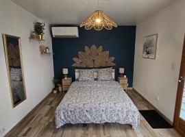 Chambre privé climatisé، فندق في Vertaizon