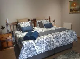 Spacious Suite in Somerset West