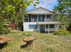 Acogedora casa campo en medio de la naturaleza