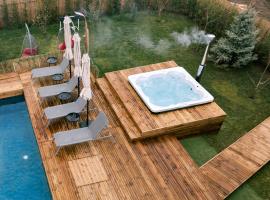 Caseddu SPA Chalet, hotel in Breazu