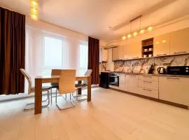 Aly Airport Apartament - Private Parking