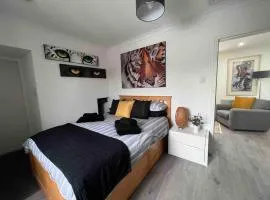 Stylish One Bed Apartment