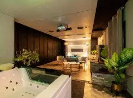 Séjour détente Jacuzzi privé Centre Nîmes