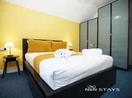 Pentre Place By N And N Stays, Contractor Friendly accommodation, Great disc for monthly stays, Close to Principality Stadium, Town Centre and Train Station, Parking and Fast Wifi