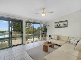 2-Bed Townhouse with Outdoor Area