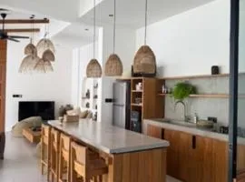 NEW, Villa Sevilla, Modern 2 Bedroom, Sanur