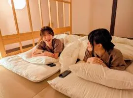 Cafe and Hotel Palette STAYs