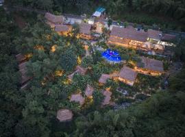 Asia Tropical Resort and Spa, hotel en Làng Coc