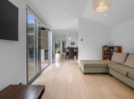 White Sands Haven - Omaha Family Escape, hotel em Omaha