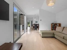 White Sands Haven - Omaha Family Escape