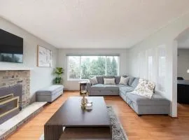 3BR-2BA Home30 Mins to YVR Family Friendly