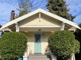 Seattle Historic Bungalow，位于西雅图的酒店