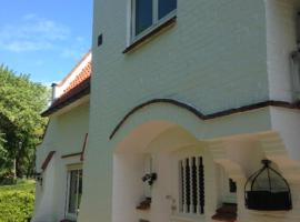 Villa DM – hotel w mieście De Haan
