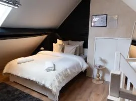 Lovely 2 Rooms Next to Sint-Niklaas Very Central