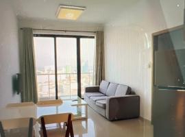 Skyline condo, hotel em Phnom Penh