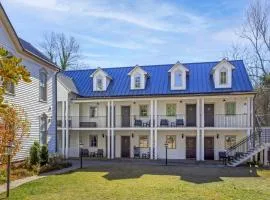 The Colonial Inn, an Ascend Collection Hotel