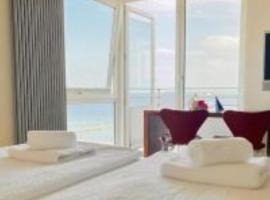 Penthaus Horizont mit Meerblick，位于吕贝克的酒店