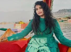 houseboat new moon group of houseboats