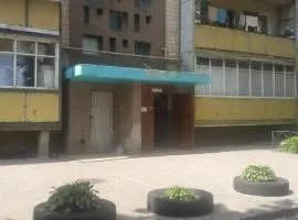 4-х кімнатна квартира із власним укриттям