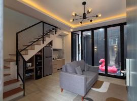 NZ Villa Guesthouse Aesthetic Batu, hotel v destinaci Malang