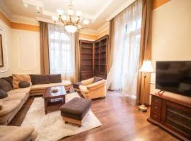Deák Apartment City Center