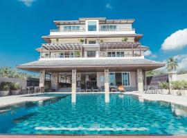 Ratana Hotel Chalong, ξενοδοχείο σε Rawai Beach