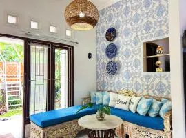 Kayuwangi by Suasana Villa