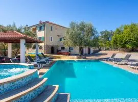 Beautiful Villa Grande with pool Island Krk