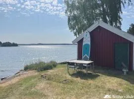 Dog-friendly cottage with boat & private jetty at Tjörn SE09170