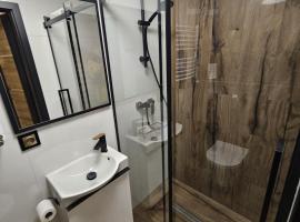 Noclegi kotwica, Hotel in Rewa