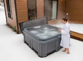 Légendaire Private Hot Tub, Games & Ski