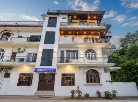 FabHotel Doon Classic Homestay