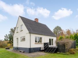 Holiday Home Paule - 1-3km from the sea by Interhome, hotel in Vesterø Havn