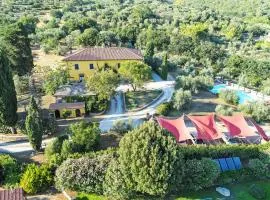 Apartment Iris by Interhome