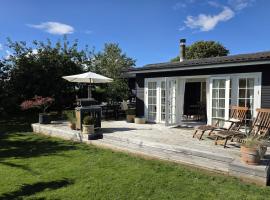 Holiday Home Yvette - 350m from the sea by Interhome، فندق في Hejlsminde