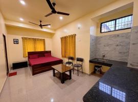 Studio 404 Sin City Suite, villa in Deoghar