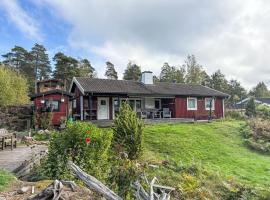 Holiday Home Västanvik by Interhome, ξενοδοχείο σε Rå