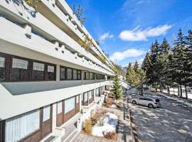 Apartment Solaria-5 by Interhome, hótel í Campestrin