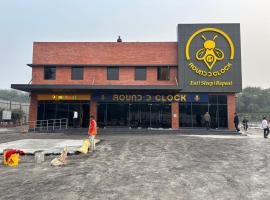 Round D Clock, IGI Airport, capsule hotel in New Delhi